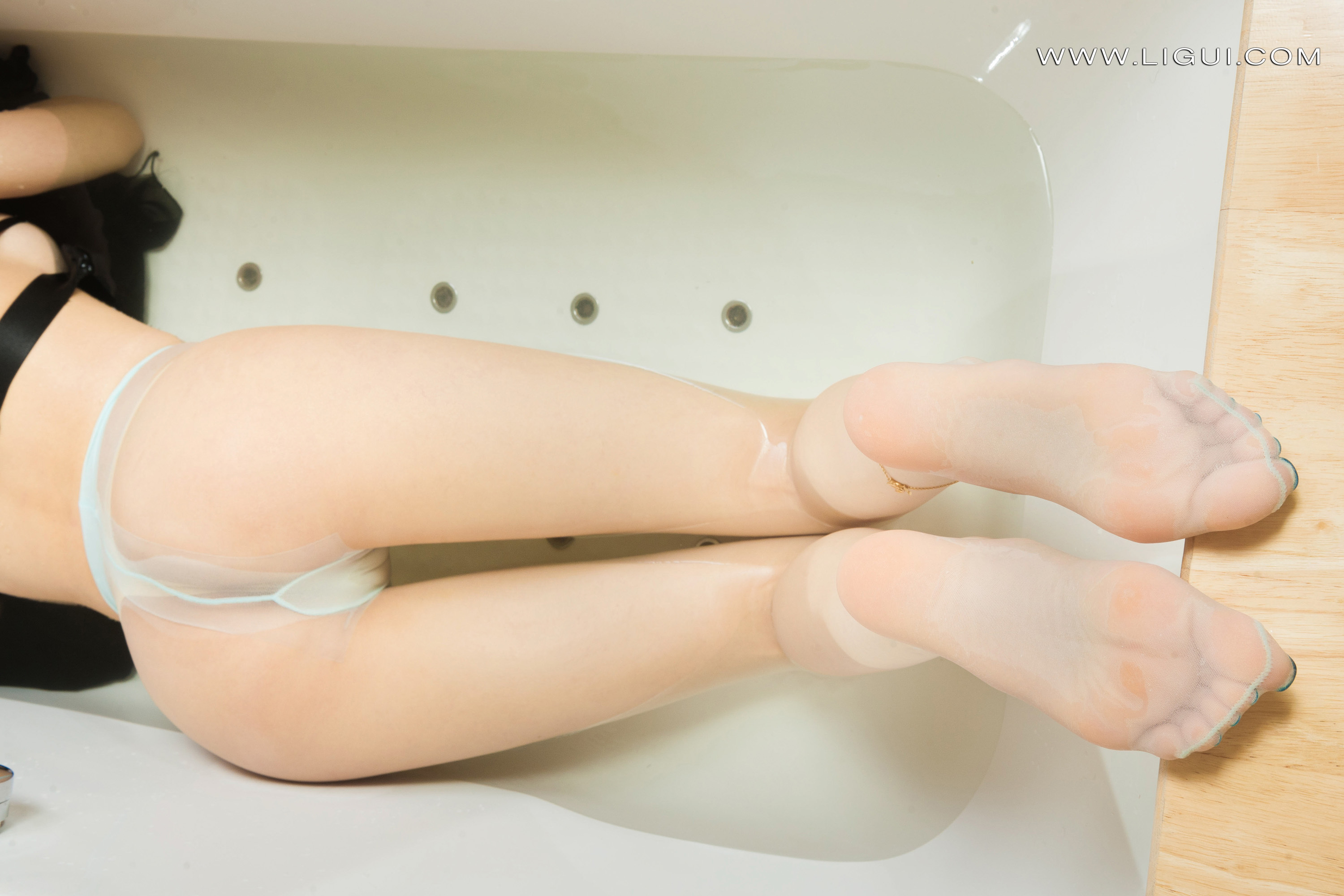 Ligui丽柜 2022.02.02 网络丽人 Model 凉儿